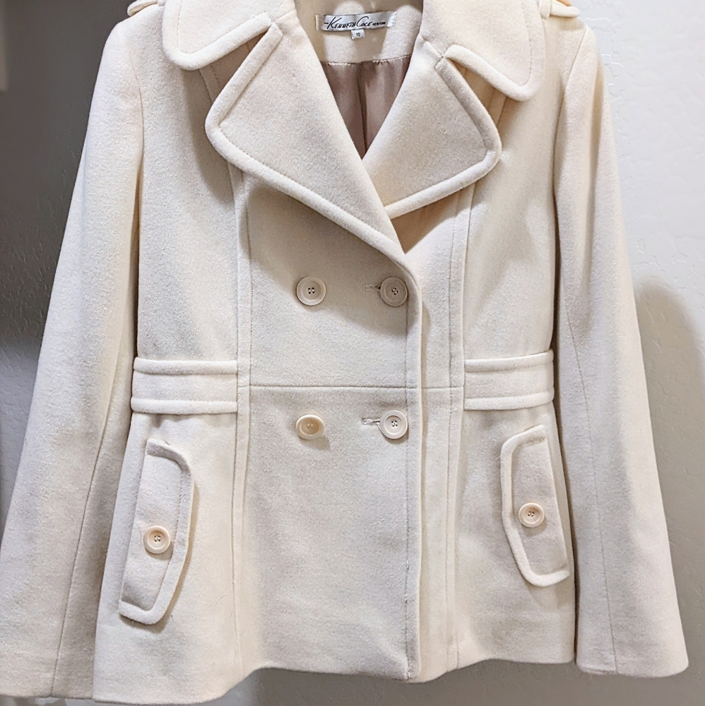 Woman's cream Wool blend jacket Kenneth Cole
